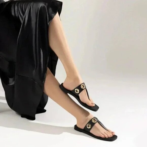 NEW Larroude Black Milan Sandal in PVC - Picture 3 of 6
